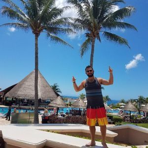 Meet your Posher, Roy